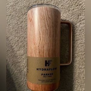 Faux Wood Hydroflow tumbler with handle